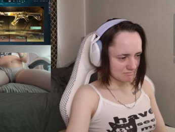 LunaL0ve webcam model stream image