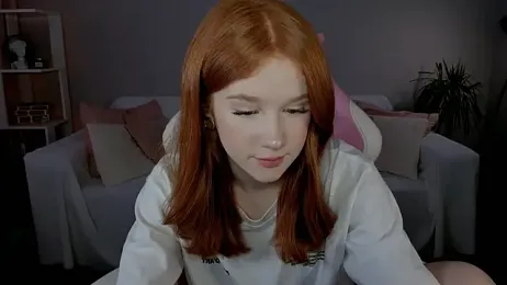 Leahsthetics webcam model stream image