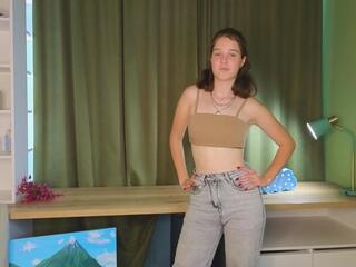 Gemma Buttrey webcam model stream image