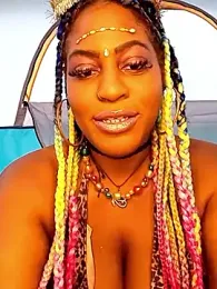 AmazonianMistress webcam model stream image
