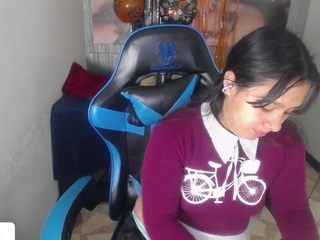 charis-bellota webcam model stream image