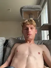Charlycki webcam stripchat model stream image