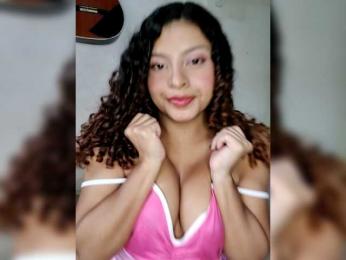 LuluPeach069 webcam model stream image