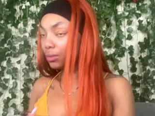 Simone Money webcam model stream image