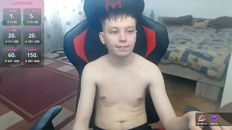 hugkydo webcam stripchat model stream image