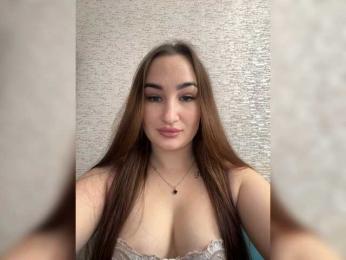 Elaine-Bell webcam bongacams model stream image