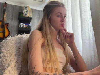 Lilith_Treasure webcam model stream image