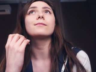 edinachatfield webcam model stream image