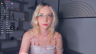 MarleenOgiba webcam cam4 model stream image