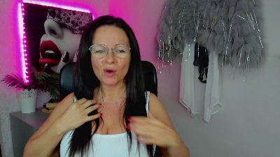 Helen_Wild webcam model stream image