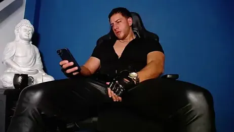 Maxxxpowerful webcam model stream image