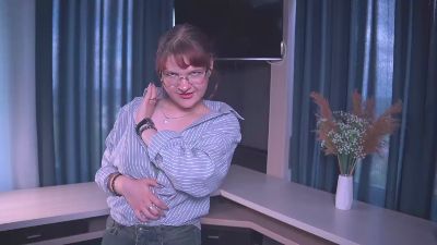 ElwynaEllender webcam model stream image