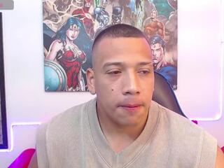 Max Turneer webcam model stream image