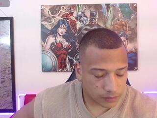 Max Turneer webcam model stream image