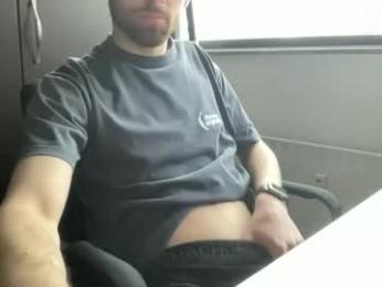 dailybully webcam model stream image