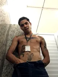 Dunot__ webcam model stream image