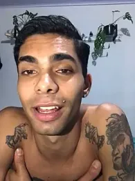Dunot__ webcam model stream image