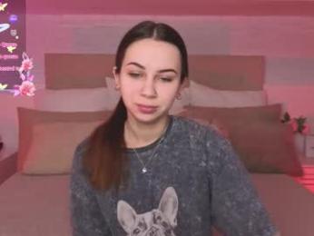 little_siin webcam model stream image