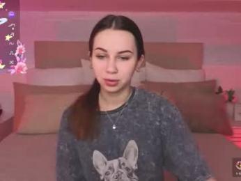 little_siin webcam model stream image