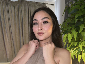 MilaYumi webcam livejasmin model stream image