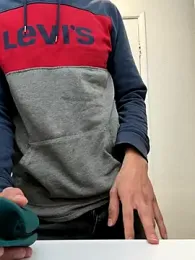 gymratforyouu webcam stripchat model stream image