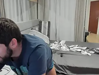 RipMyUnderwear webcam model stream image