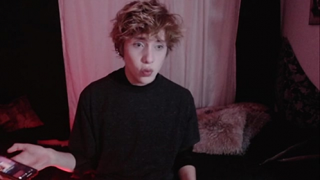 KingOfSwords69 webcam model stream image