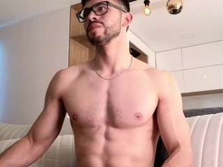 phantom-bigger1 webcam camsoda model stream image