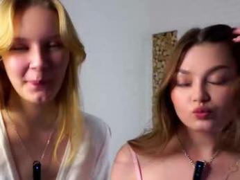 laurendarou webcam model stream image