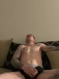 Bradddd73 webcam stripchat model stream image