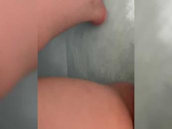 Popular22 webcam bongacams model stream image