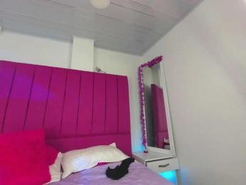 PollyWolf webcam model stream image