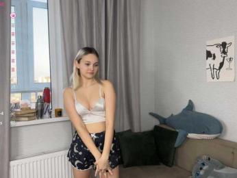 SweetyChloe webcam bongacams model stream image