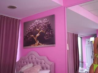 Crissty Blair webcam model stream image