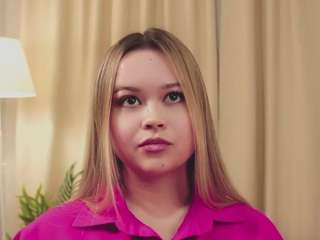 nevanghiem webcam model stream image