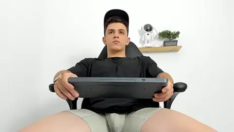 Mikecooper webcam model stream image