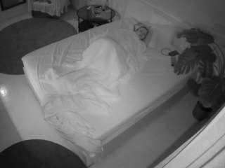 voyeurcam-julmodels-whitebed-5 webcam model stream image