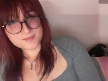 alealacta webcam model stream image