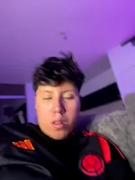 Liamsmiith_2 webcam model stream image