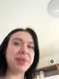 AlishaOfThorns webcam model stream image