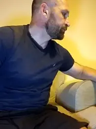 Andrewjames8391 webcam model stream image