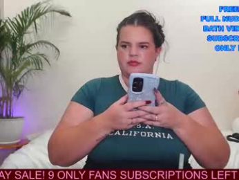 wow_its_kaitlyn webcam model stream image