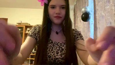 ArlyneSwilling webcam model stream image