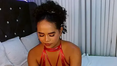 Lorainnelustts webcam model stream image