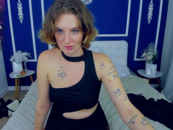 AdelRay webcam model stream image