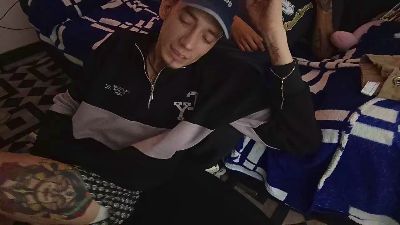 Fratstraights webcam cam4 model stream image