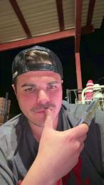 Millennialcum webcam model stream image