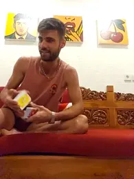 YourMommyBlair webcam model stream image