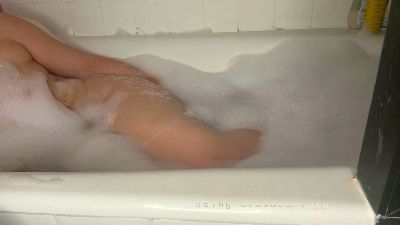 louisette3400 webcam model stream image