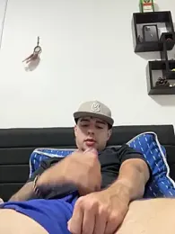 Jaguer2213 webcam model stream image